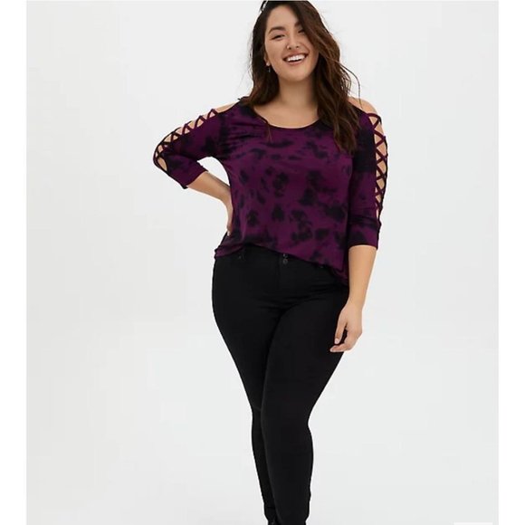 TORRID SUPER SOFT DARK PURPLE TIE DYE TOP SZ 2